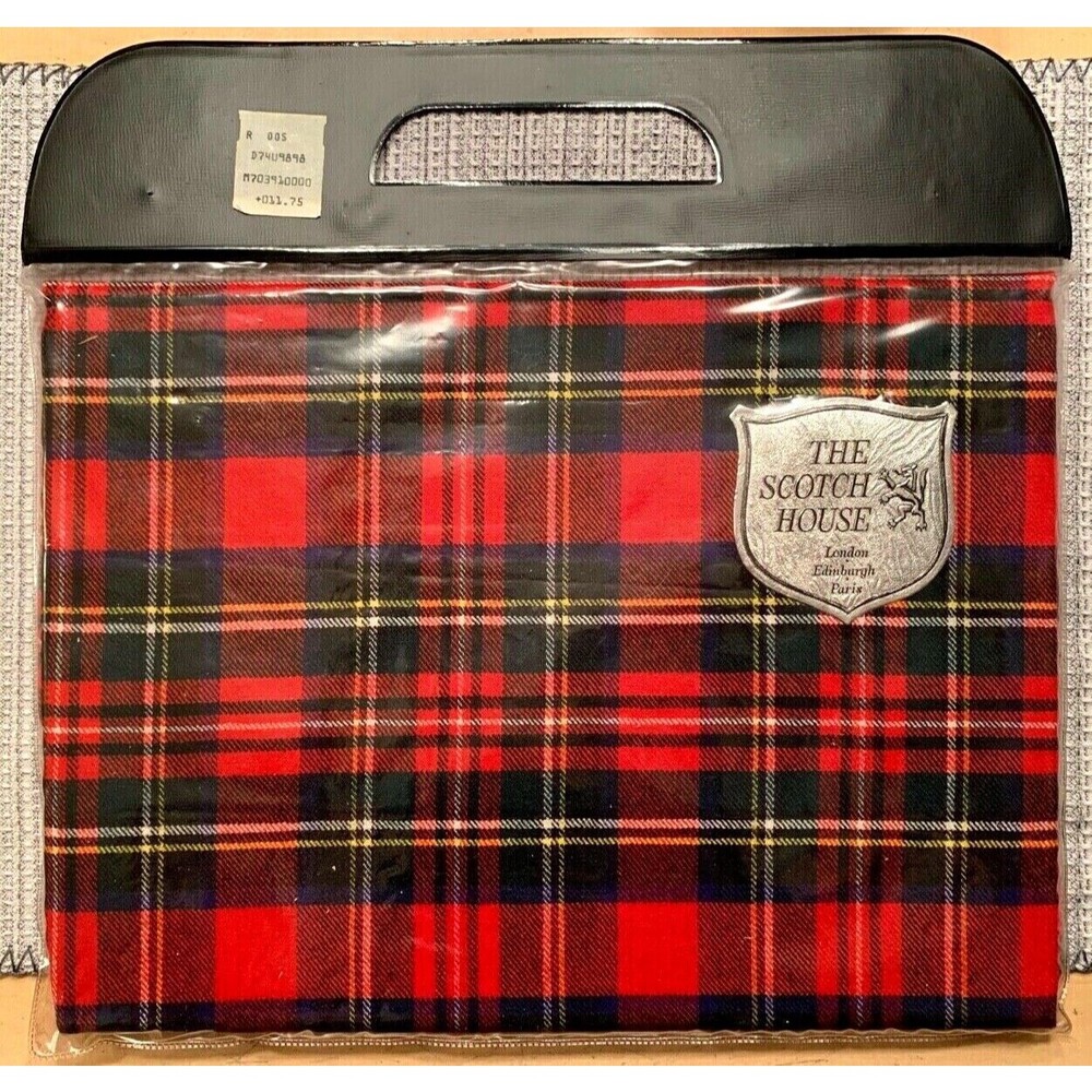 Vintage THE SCOTCH HOUSE Tartan RED PURE NEW WOOL skirt pack kit. NIP